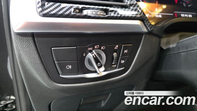BMW X4 (G02) xDrive20i xLine 2023 — фото 27