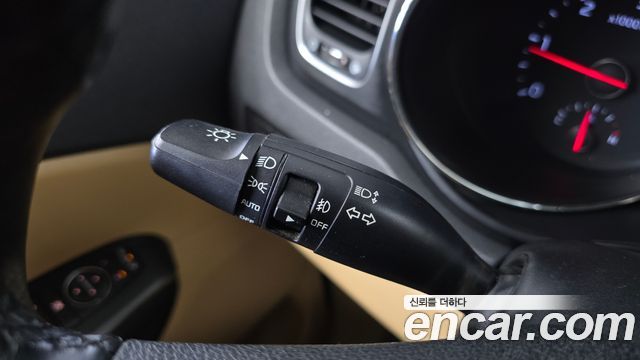 Kia Carnival 9-Seater Luxury 2020 — фото 29
