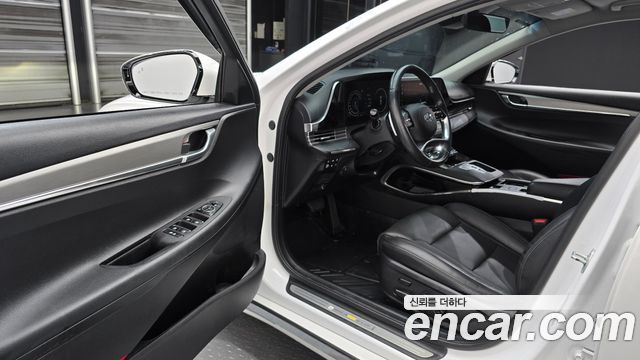 Hyundai Grandeur (IG) 3.0 LPi (Taxi) Deluxe VIP Pack 2022 — фото 10