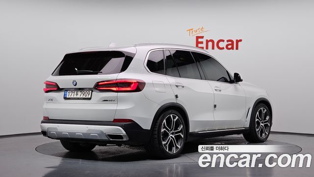 BMW X5 (G05) xDrive 30d xLine 2022 — фото 2