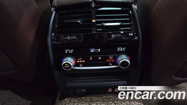 BMW 5 Series (G30) 530e Luxury 2023 — фото 42