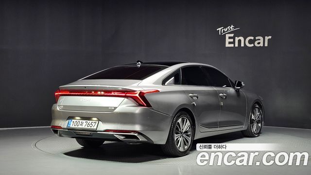 Kia K8 Hybrid Signature 2022 — фото 2