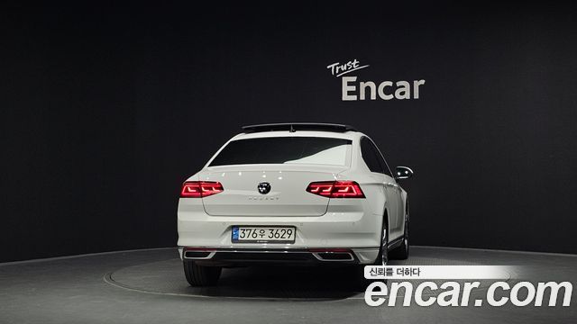 Volkswagen Passat GT (B8) 2.0 TDI Prestige 2021 — фото 4