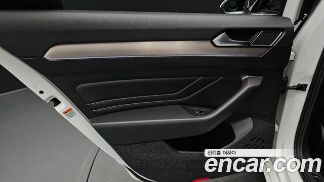 Volkswagen Passat GT (B8) 2.0 TDI Prestige 2021 — фото 25