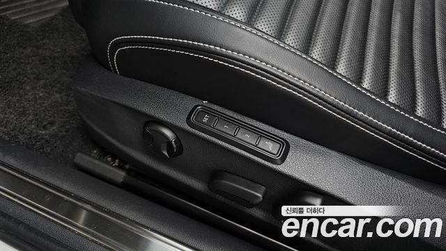 Volkswagen Passat GT (B8) 2.0 TDI Prestige 2021 — фото 27