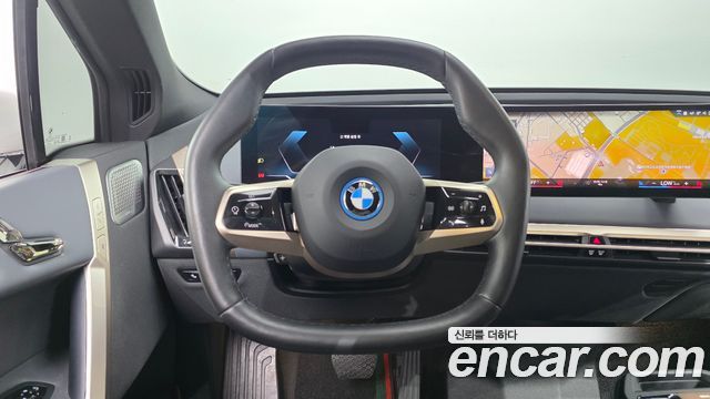 BMW iX xDrive50 Sports Plus 2022 — фото 18