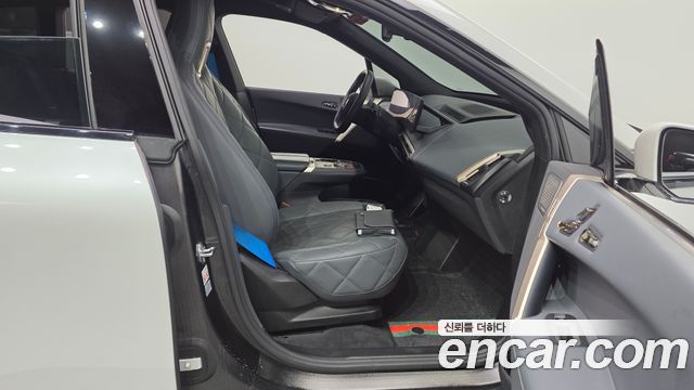 BMW iX xDrive50 Sports Plus 2022 — фото 32