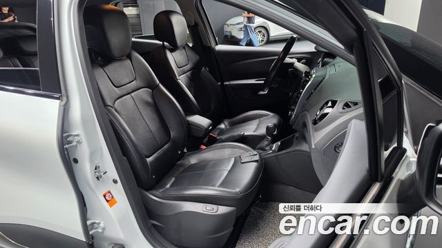 Renault Korea QM3 RE 2019 — фото 11