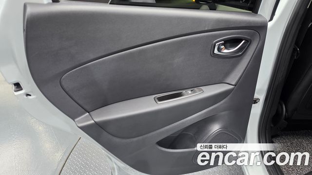 Renault Korea QM3 RE 2019 — фото 25