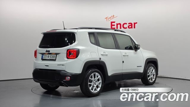 Jeep Renegade 2.4 Limited 2021 — фото 2