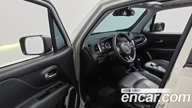 Jeep Renegade 2.4 Limited 2021 — фото 10