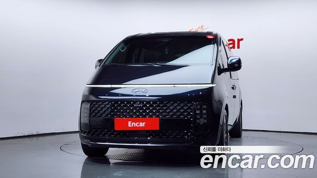 Hyundai Staria L3.5 Lounge 9-Seater Inspiration 2024 — фото 3