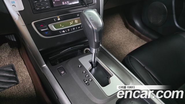 Renault Korea SM5 Nova LPLi Texi tental car SUP 2017 — фото 9
