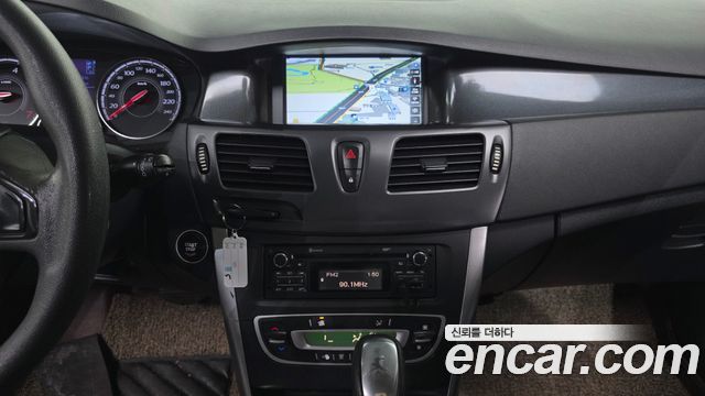 Renault Korea SM5 Nova LPLi Texi tental car SUP 2017 — фото 14