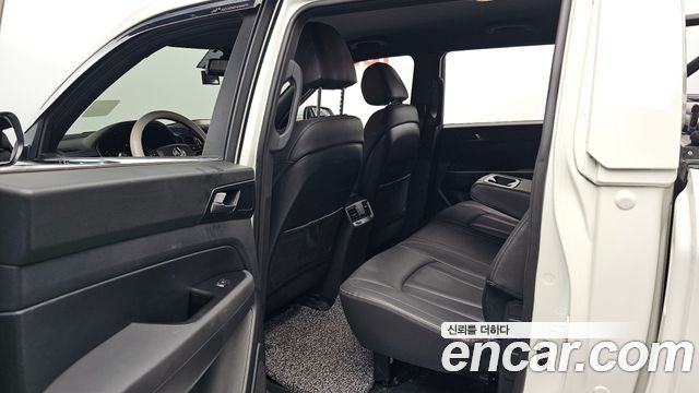 KG Mobility (SsangYong) Rexton Sports Khan Diesel 2.2 4WD Dynamic Edition (5-Link) 2021 — фото 11