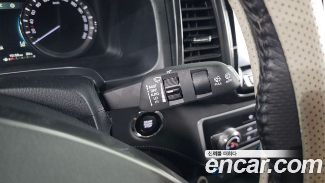 KG Mobility (SsangYong) Rexton Sports Khan Diesel 2.2 4WD Dynamic Edition (5-Link) 2021 — фото 18