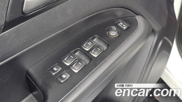 KG Mobility (SsangYong) Rexton Sports Khan Diesel 2.2 4WD Dynamic Edition (5-Link) 2021 — фото 28