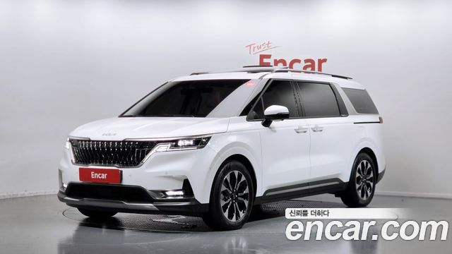 Kia Carnival (IV) Gasoline 7-Seater Signature 2023 — фото 1