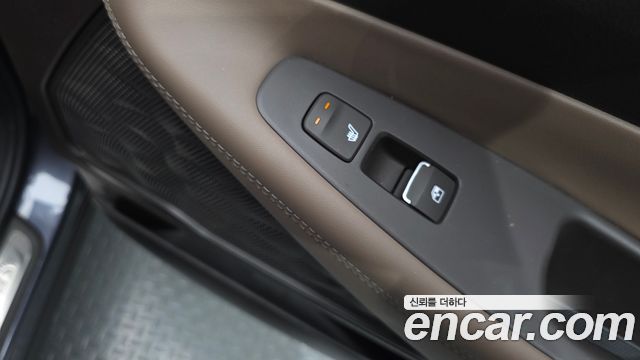 Hyundai Santa Fe Gasoline 2.5T 4WD Prestige 2021 — фото 18