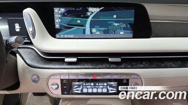 Genesis G90 (RS4) Gasoline 3.5 Turbo 2WD 2022 — фото 18
