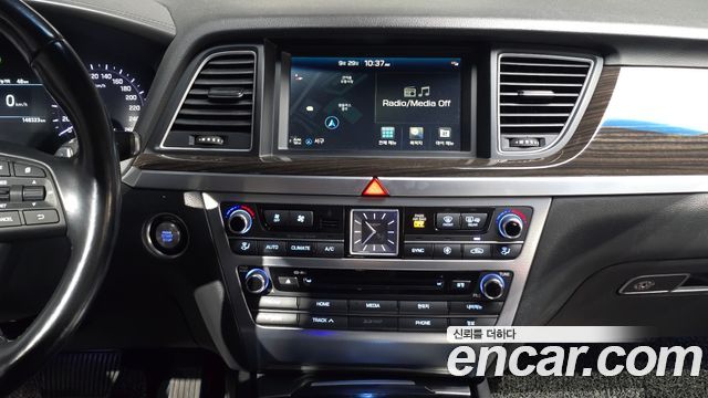 Genesis G80 3.3 GDI Luxury 2018 — фото 14