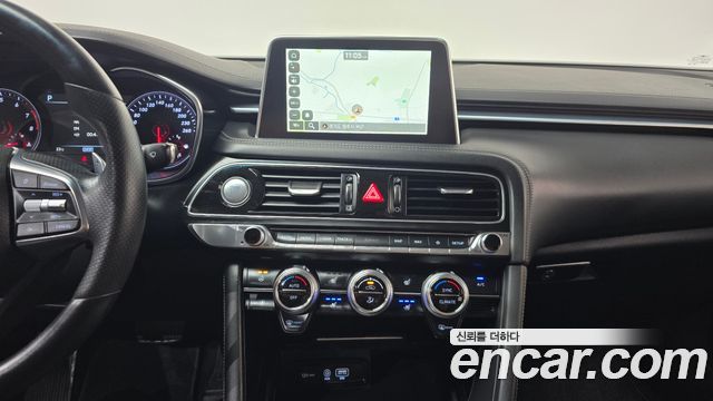 Genesis G70 2.0T Elite 2019 — фото 13