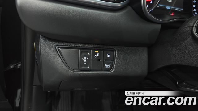 Genesis G70 2.0T Elite 2019 — фото 16