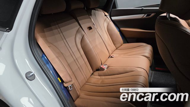 Genesis G80 (RG3) Gasoline 3.5 Turbo AWD 2022 — фото 11