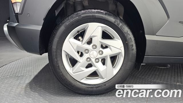 Hyundai Kona (SX2) Gasoline 1.6 Turbo 2WD Premium 2023 — фото 5