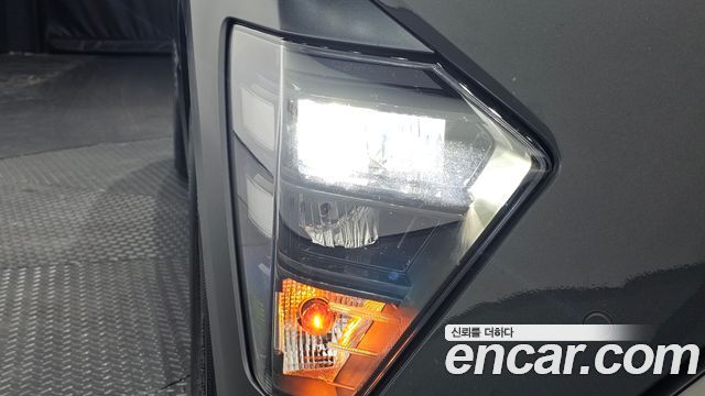 Hyundai Kona (SX2) Gasoline 1.6 Turbo 2WD Premium 2023 — фото 22