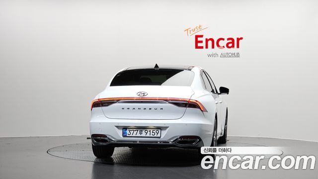 Hyundai Grandeur (IG) 2.5 Le Blanc 2023 — фото 4