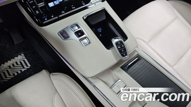 Hyundai Grandeur (IG) 2.5 Le Blanc 2023 — фото 9
