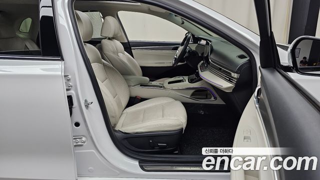 Hyundai Grandeur (IG) 2.5 Le Blanc 2023 — фото 15