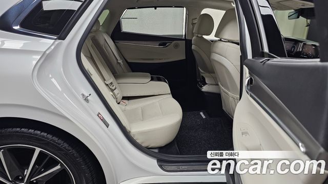 Hyundai Grandeur (IG) 2.5 Le Blanc 2023 — фото 16