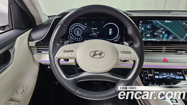 Hyundai Grandeur (IG) 2.5 Le Blanc 2023 — фото 17