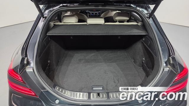 Genesis G70 Shooting Brake Gasoline 2.0T 4WD 2023 — фото 18