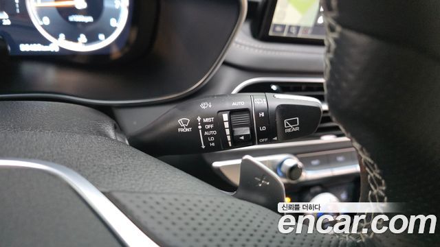 Genesis G70 Shooting Brake Gasoline 2.0T 4WD 2023 — фото 28