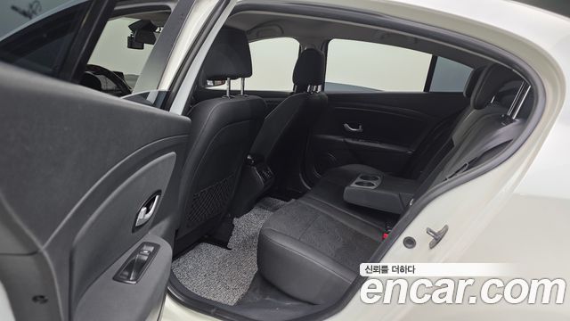 Renault Korea SM3 LE 2013 — фото 17