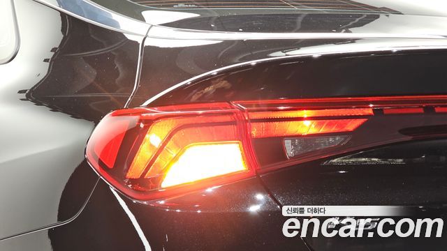 Kia K5 (III) 2.0 Prestige 2021 — фото 23