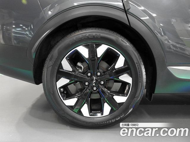 Kia Sportage (V) Gasoline 1.6 Turbo 2WD Signature Gravity 2023 — фото 8