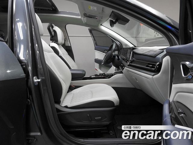 Kia Sportage (V) Gasoline 1.6 Turbo 2WD Signature Gravity 2023 — фото 19
