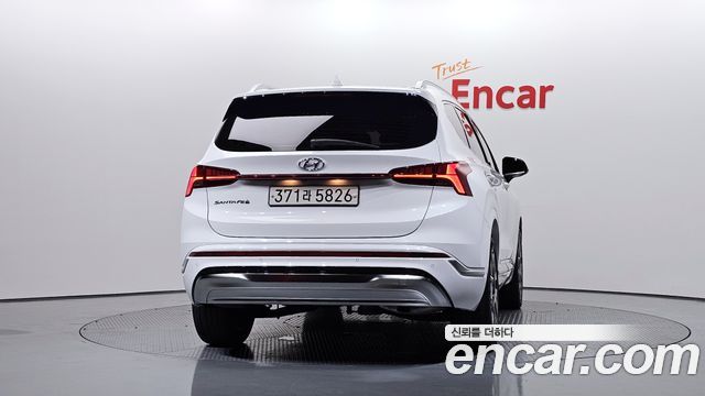 Hyundai Santa Fe Diesel 2.2 2WD Calligraphy 2021 — фото 4