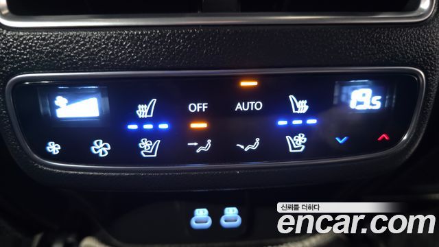 Genesis GV70 2.5T Gasoline AWD 2025 — фото 19
