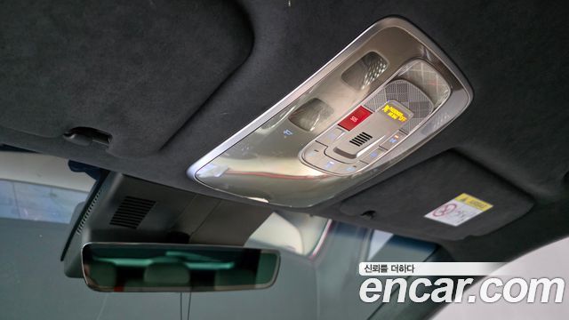 Genesis GV70 2.5T Gasoline AWD 2025 — фото 20