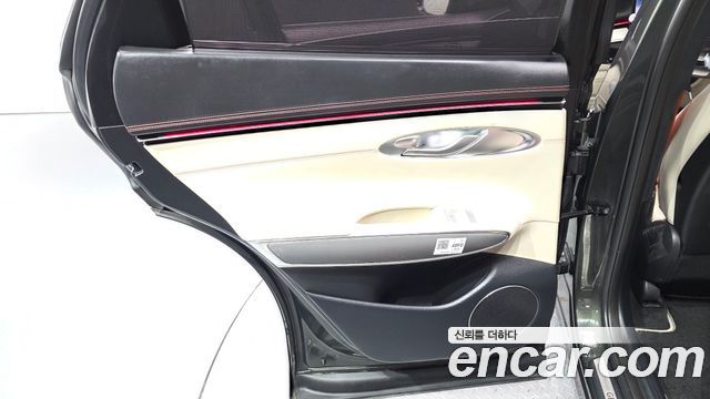 Genesis GV70 2.5T Gasoline AWD 2025 — фото 25