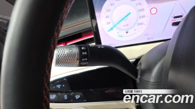 Genesis GV70 2.5T Gasoline AWD 2025 — фото 28