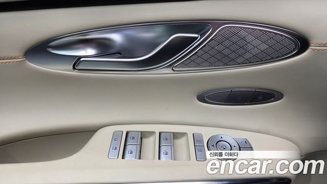 Genesis GV70 2.5T Gasoline AWD 2025 — фото 30