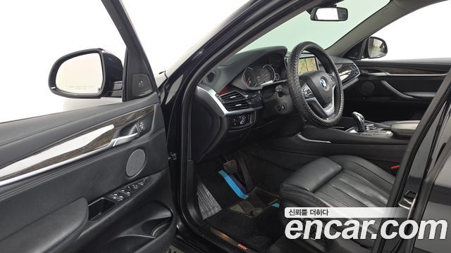 BMW X6 (F16) xDrive 40d 2016 — фото 10