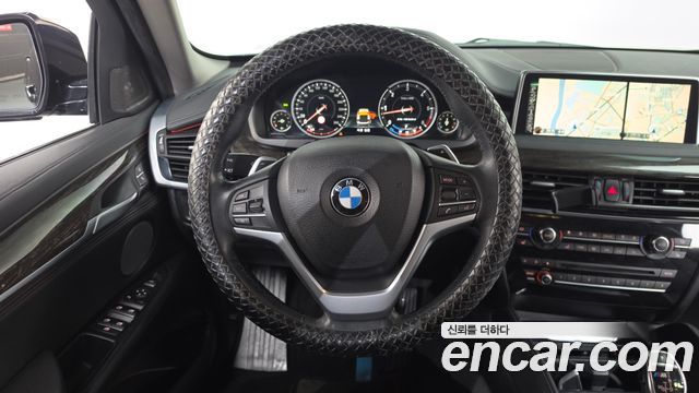BMW X6 (F16) xDrive 40d 2016 — фото 13
