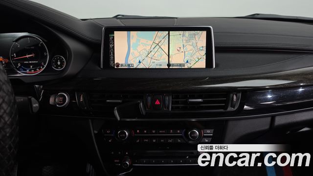 BMW X6 (F16) xDrive 40d 2016 — фото 14